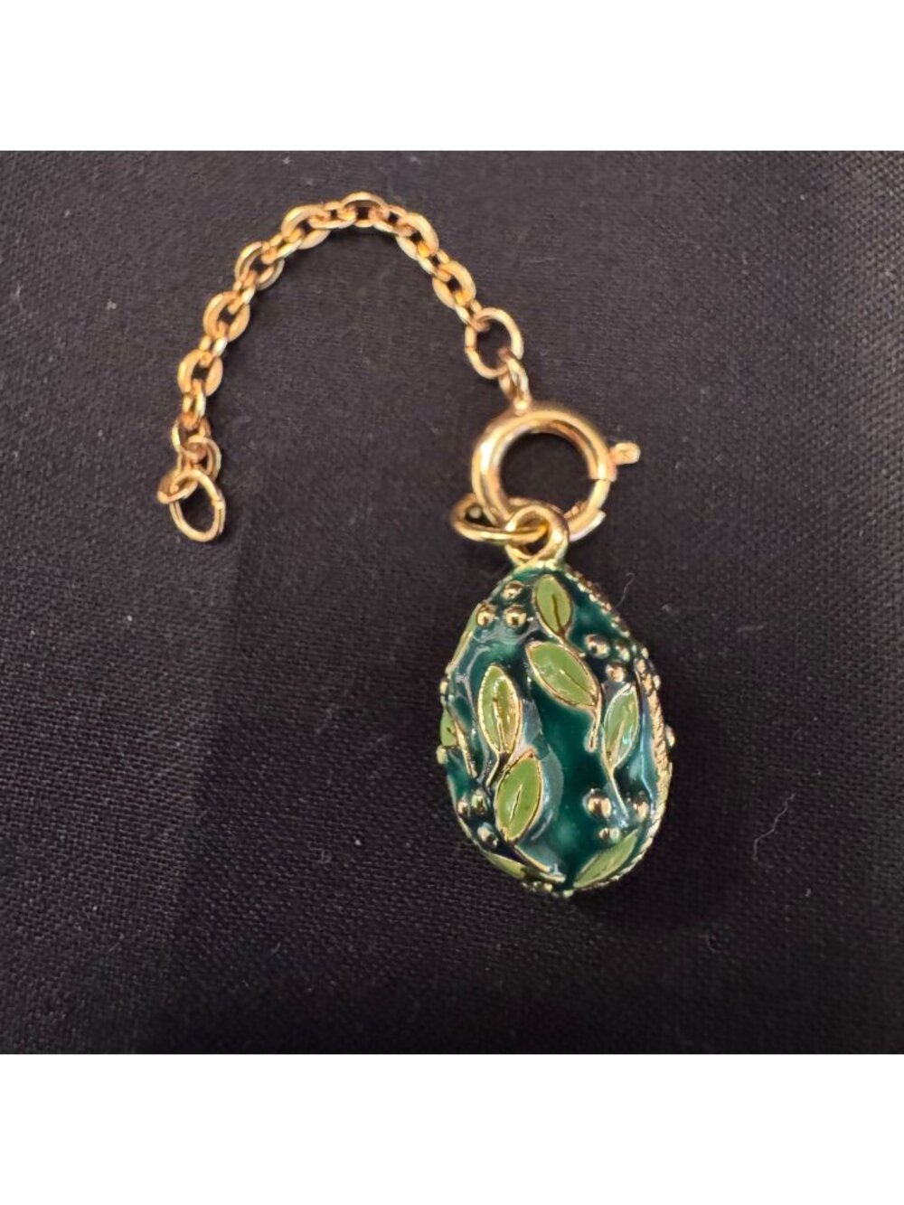 Joan Rivers Green Enamel Egg Charm With Extender Gold Plated One Size